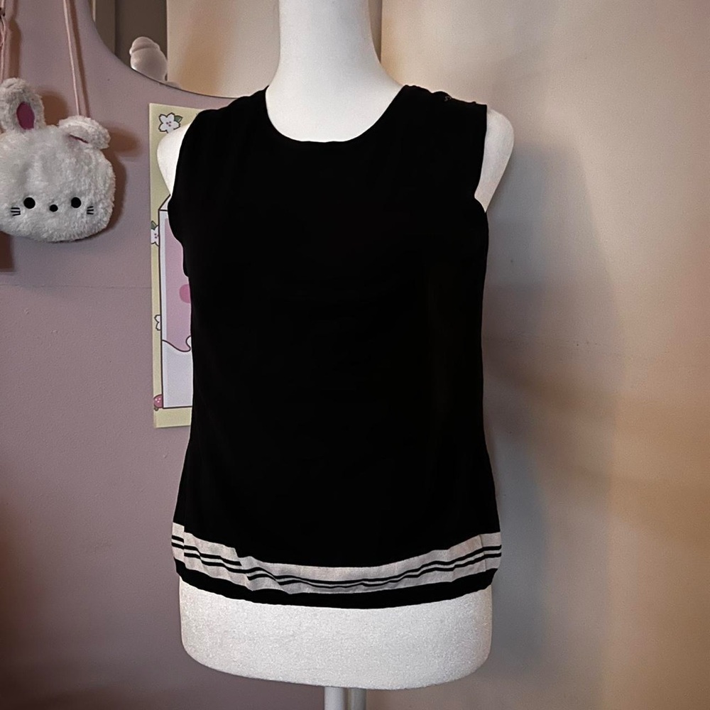 Black sleeveless top